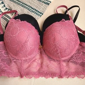 2 Push-up bras 36B